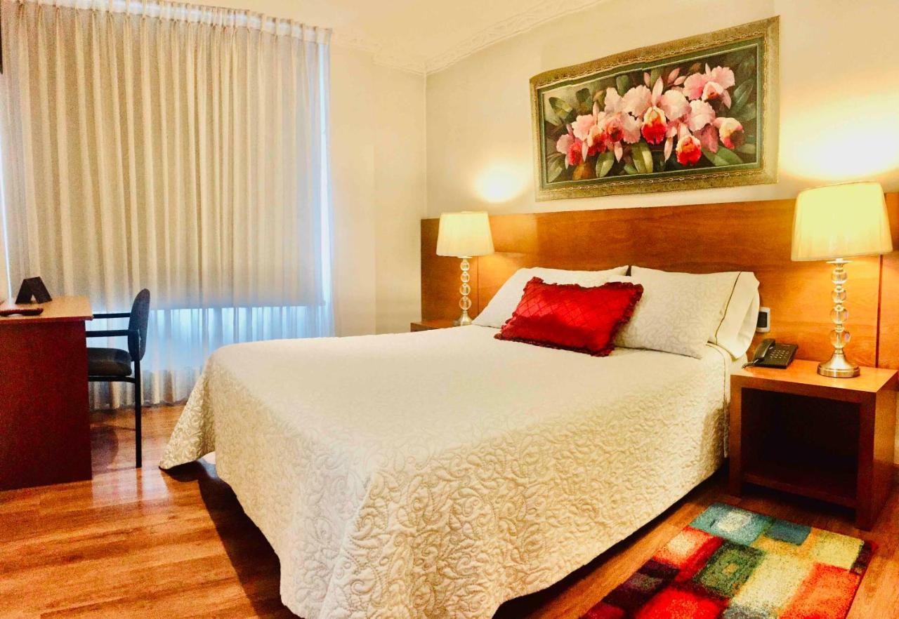 Hotel Casa Mahanaim Colferias, 波哥大 外观 照片