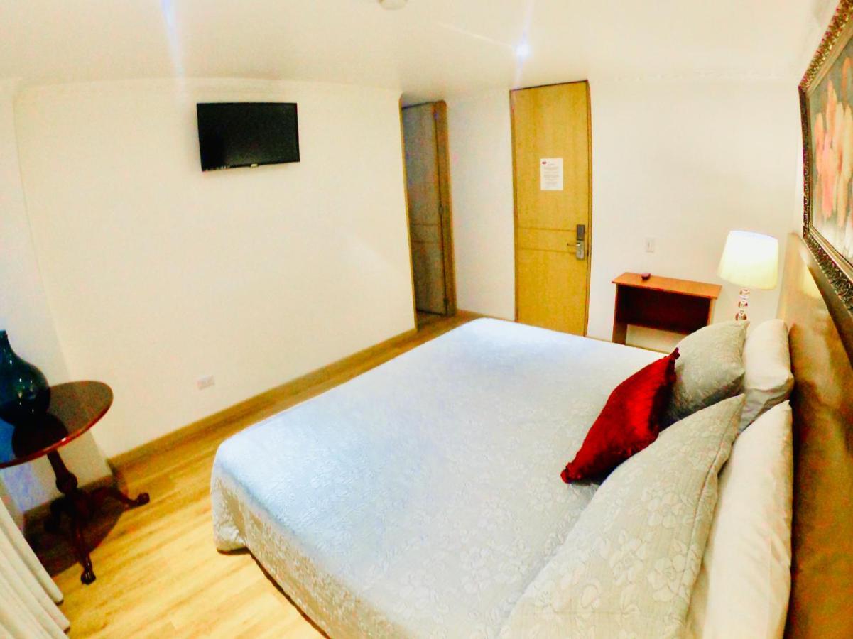 Hotel Casa Mahanaim Colferias, 波哥大 外观 照片
