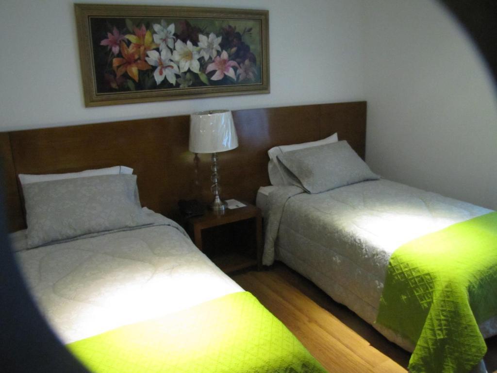 Hotel Casa Mahanaim Colferias, 波哥大 外观 照片