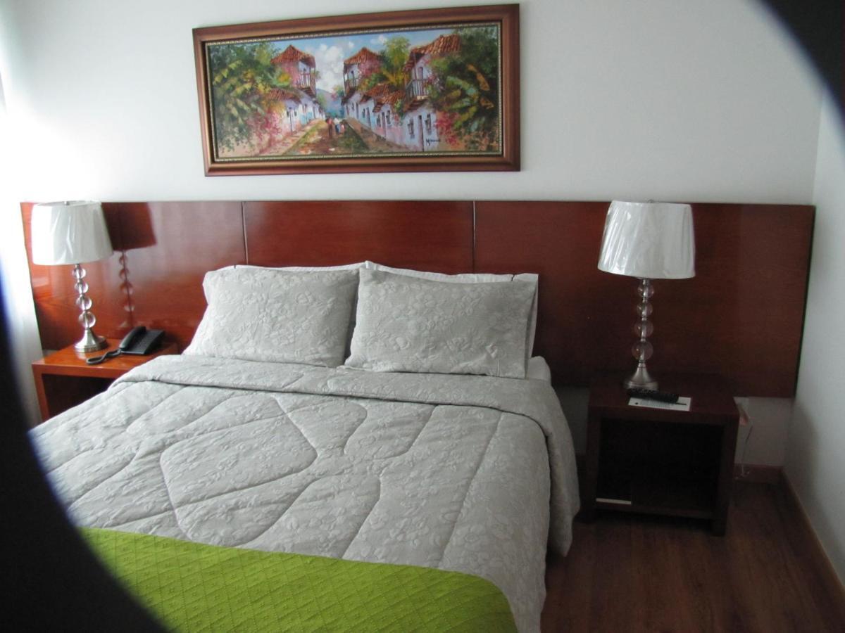 Hotel Casa Mahanaim Colferias, 波哥大 外观 照片